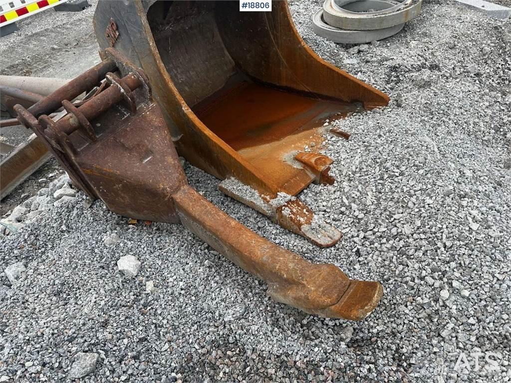 Doosan DX225LC Crawler excavators