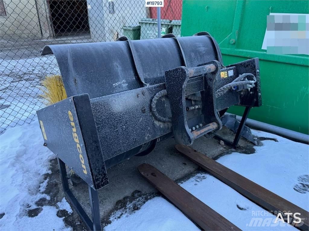 Engcon SR1600C broom Construction - Others