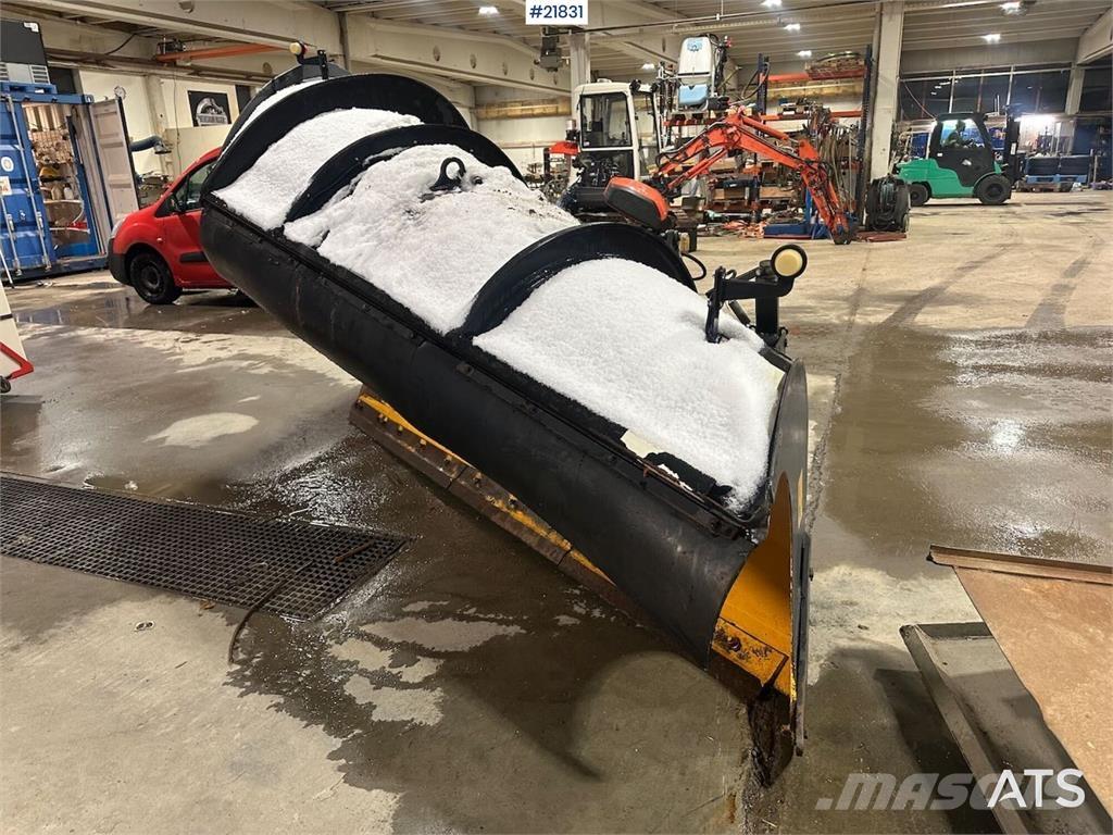 Tellefsdal D-plow Plows