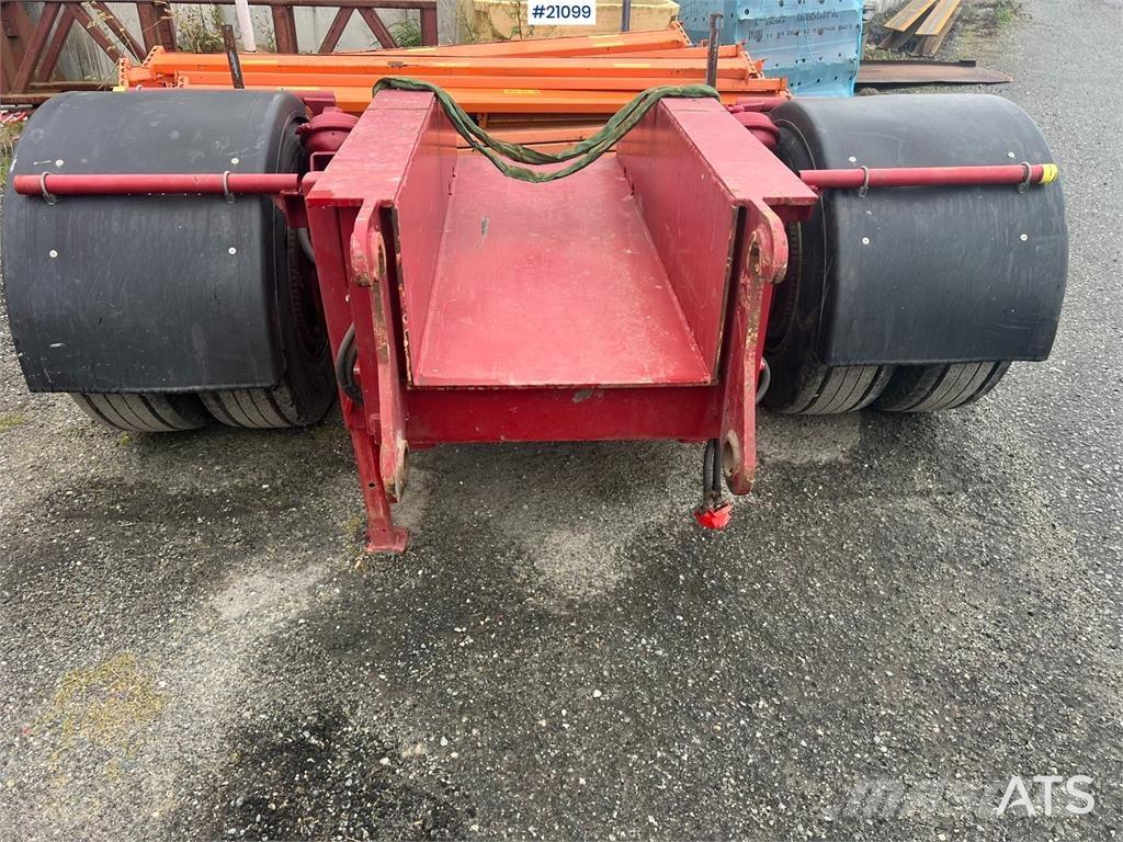 VM Brønntralle Low loader-semi-trailers