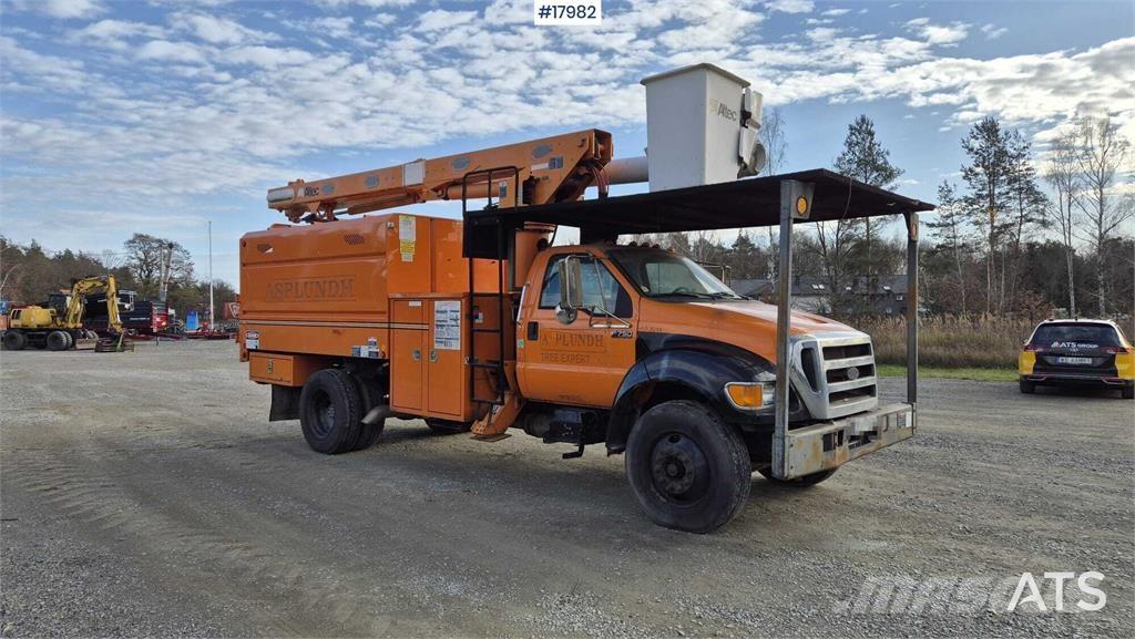 Ford F750 Crane trucks