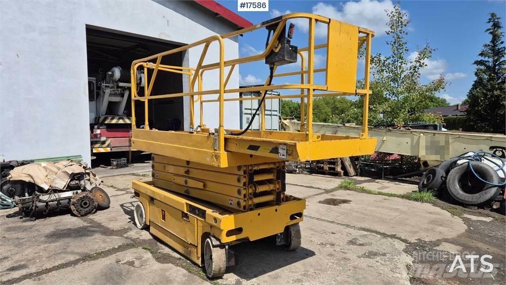 Haulotte Compact 12 Scissor lifts