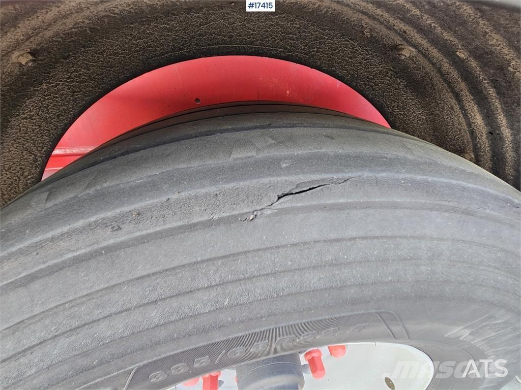 LAG 0-3-TI Tanker semi-trailers