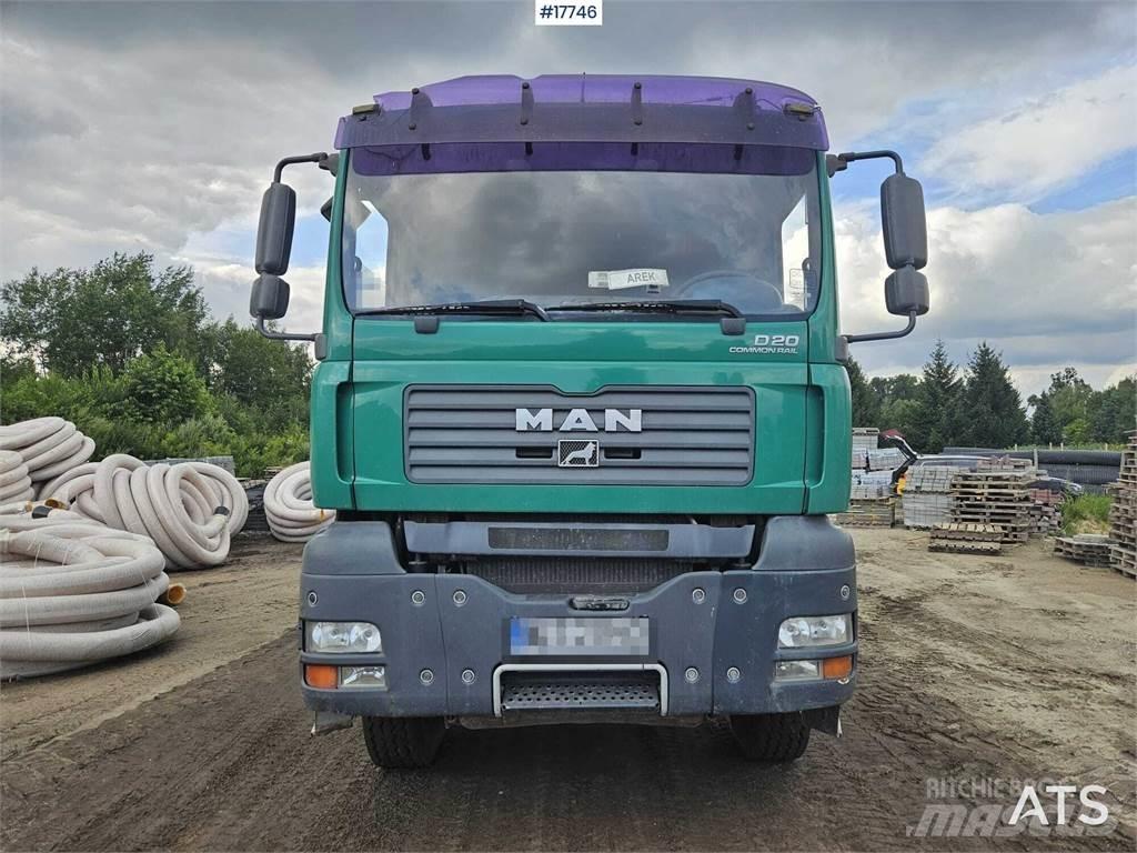 MAN TGA 26.390 Tipper trucks