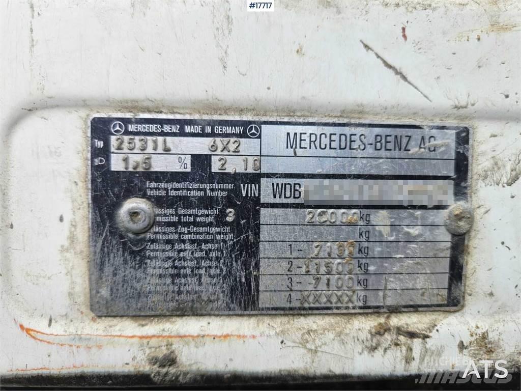 Mercedes-Benz 3734 Concrete/mortar mixers
