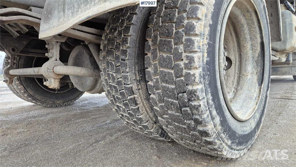 Renault Midlum 220 Tipper trucks