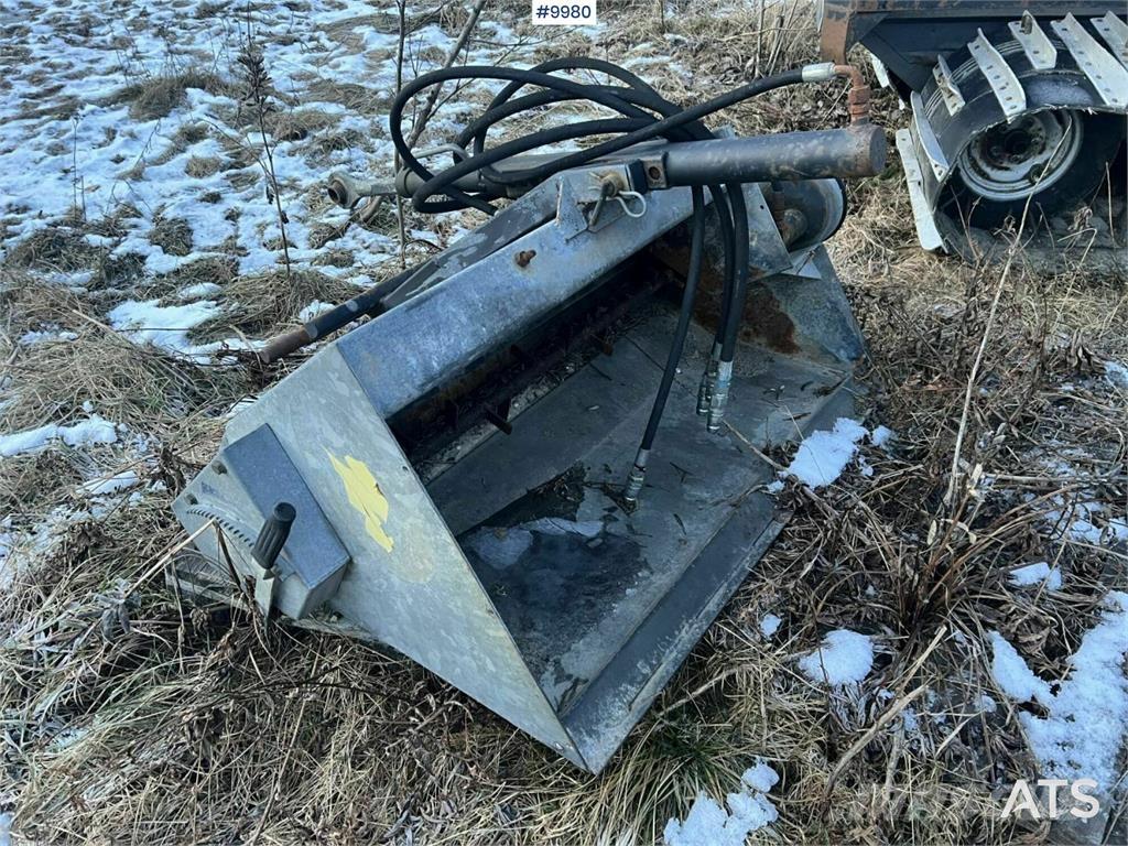 Fjärås 250-1100 Sand and salt spreaders