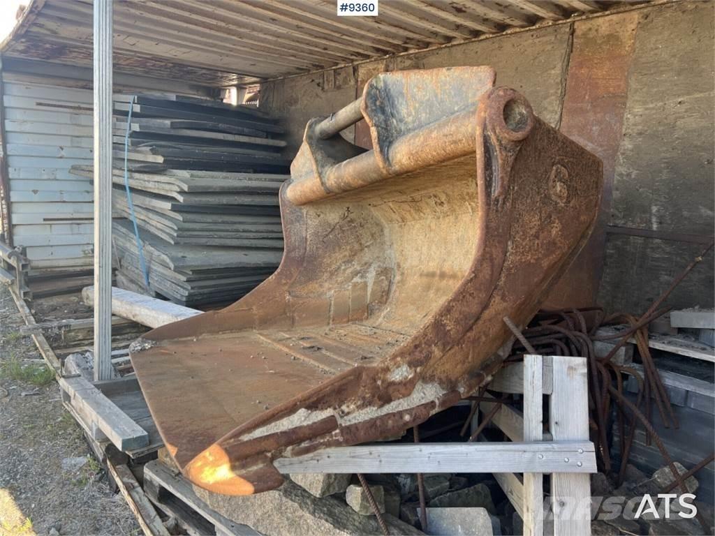 Götene RT 2000HD Buckets