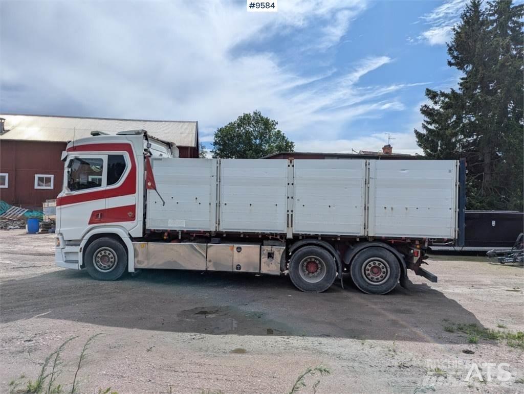 Scania R580 6X2 Box body trucks
