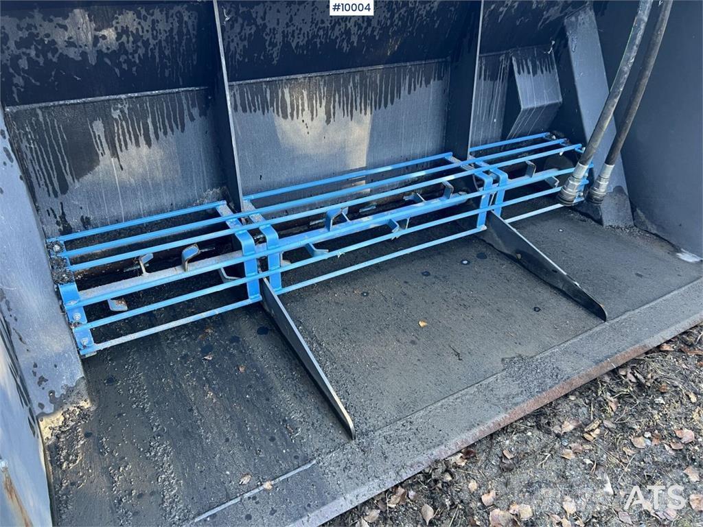 SE Equipment 114080 Buckets