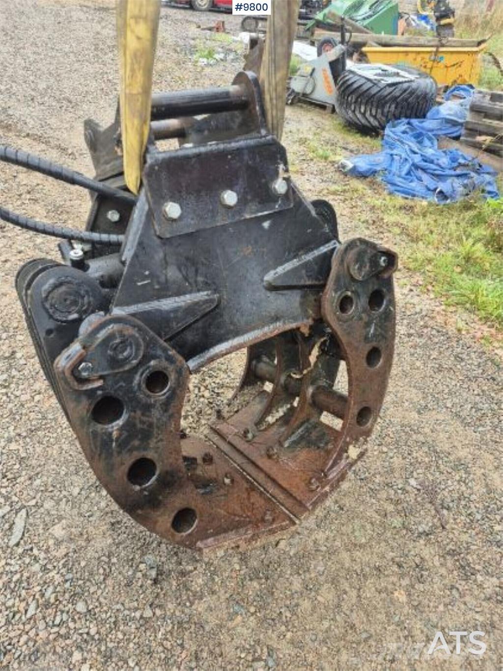 SE Equipment SES 20 Backhoes