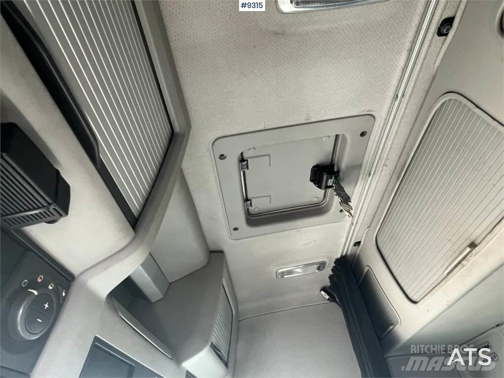 Volvo FH 460 8X4 Tractor Units