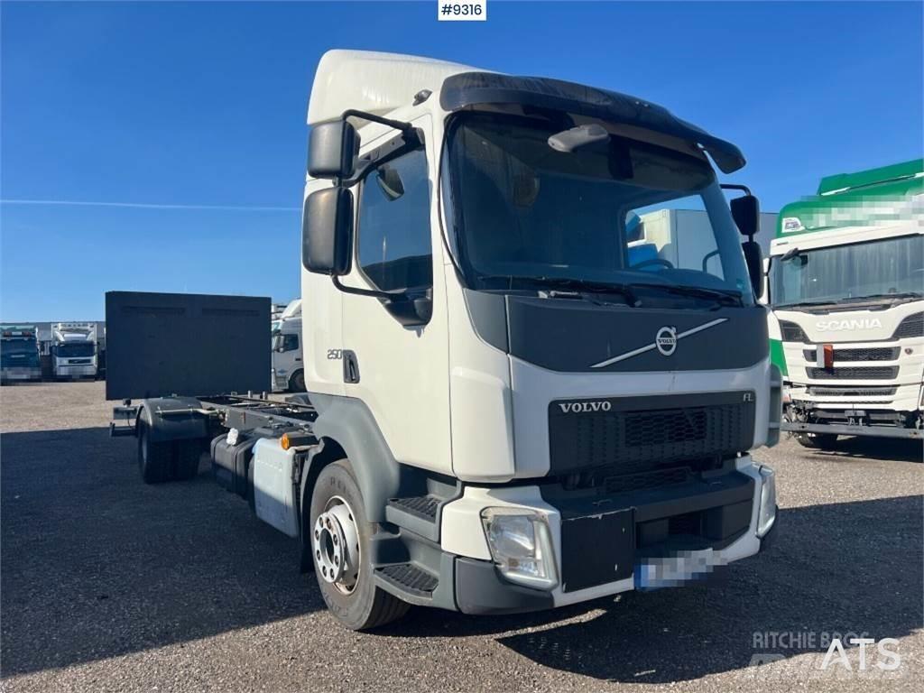 Volvo FL250 Chassis Cab trucks