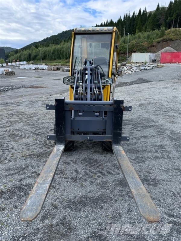  810/W11 Wheel loaders