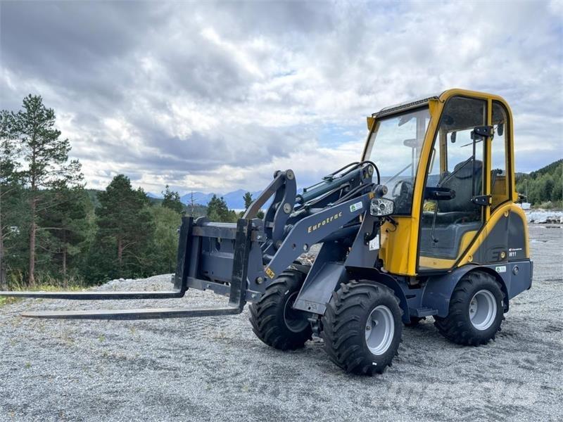  810/W11 Wheel loaders