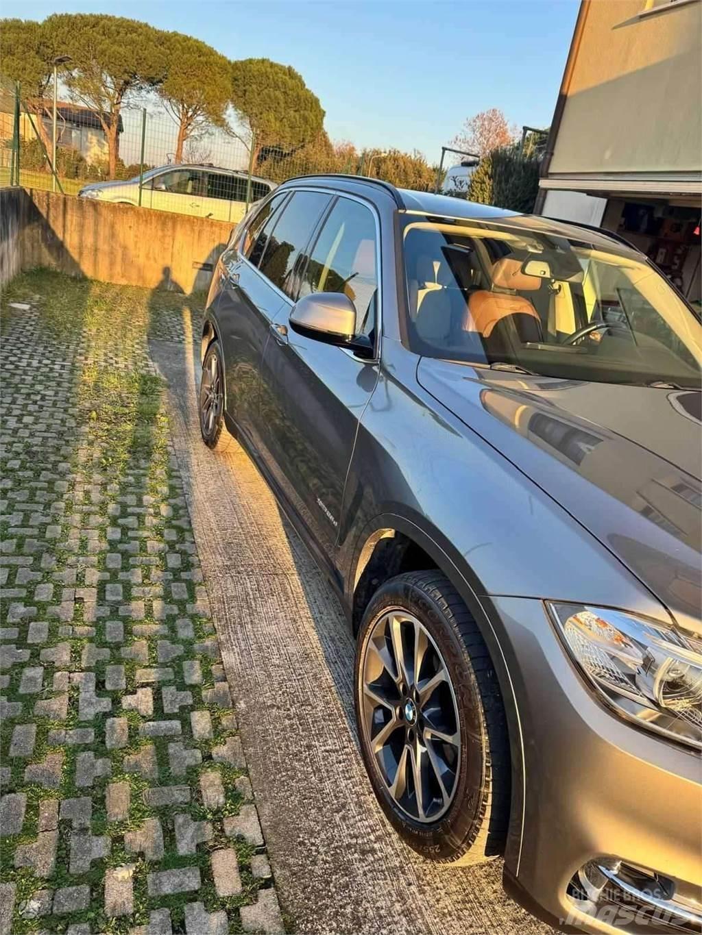 BMW  Cars