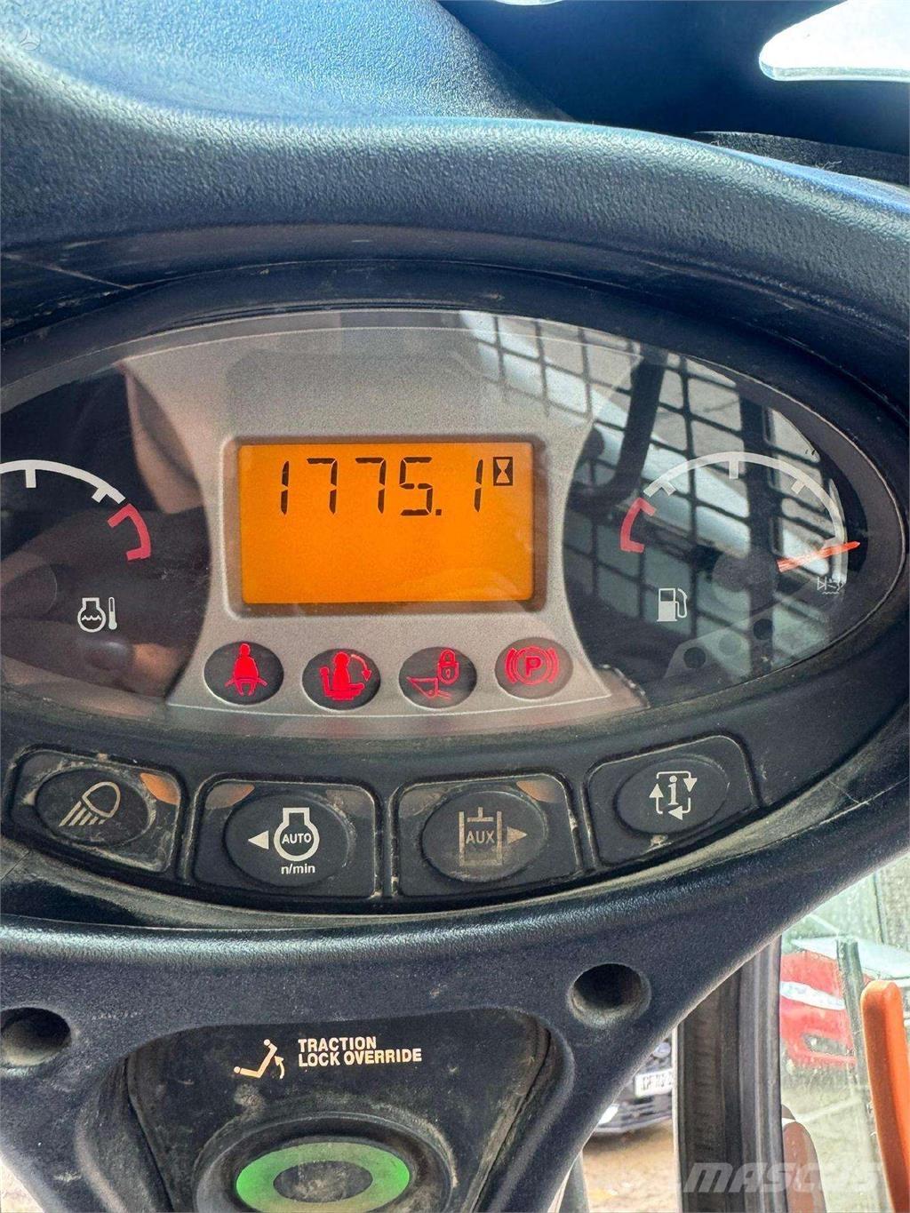 Bobcat T590 Mini loaders