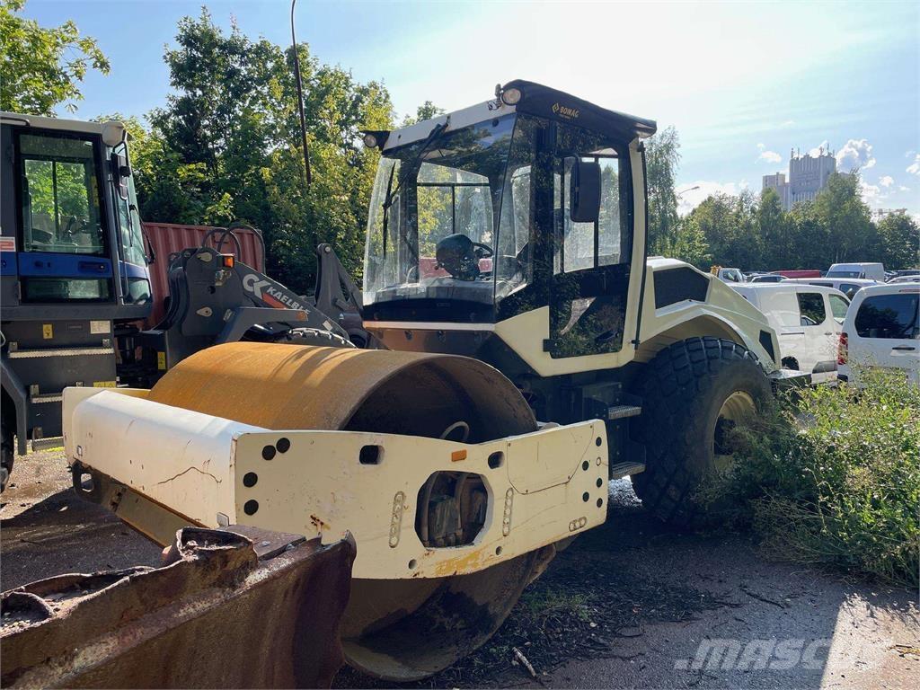 Bomag BW 211-5 Single drum rollers