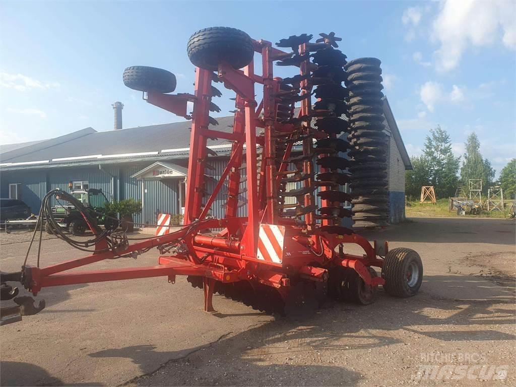 Horsch Joker 8RT Field drags