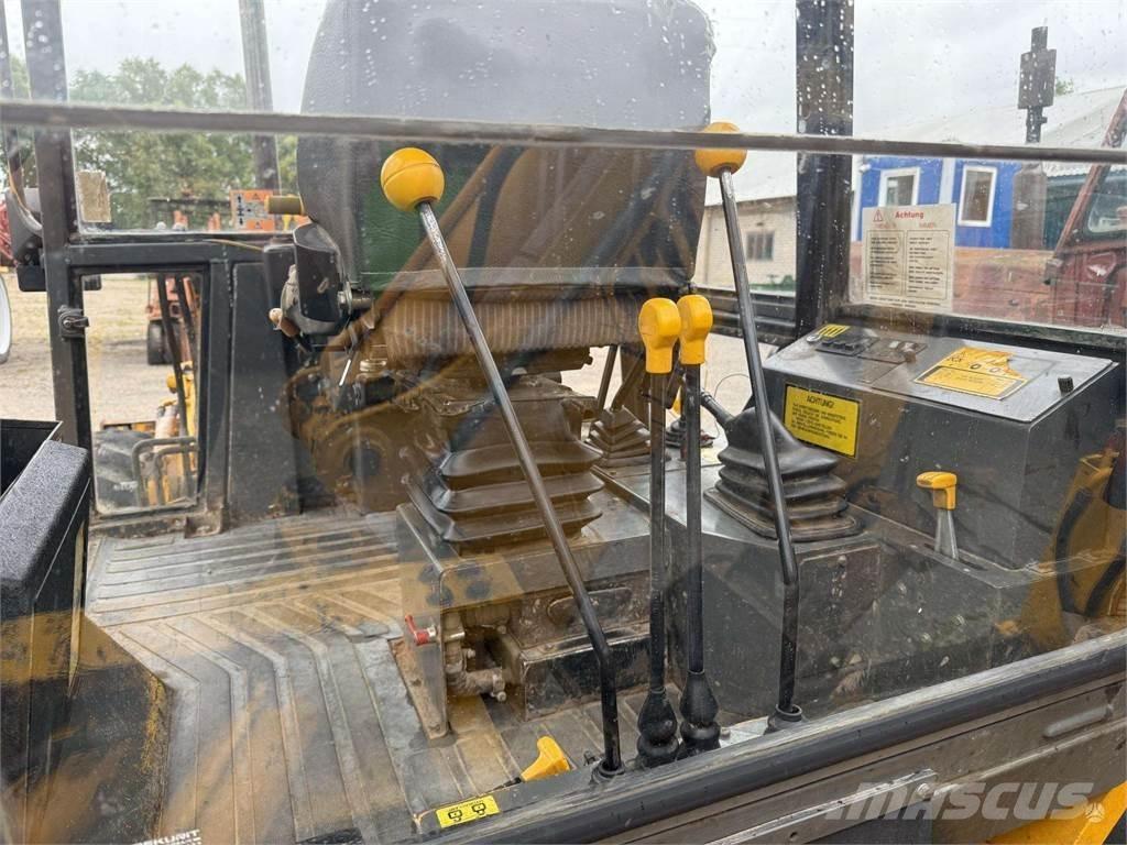 JCB 2CX Backhoe loaders