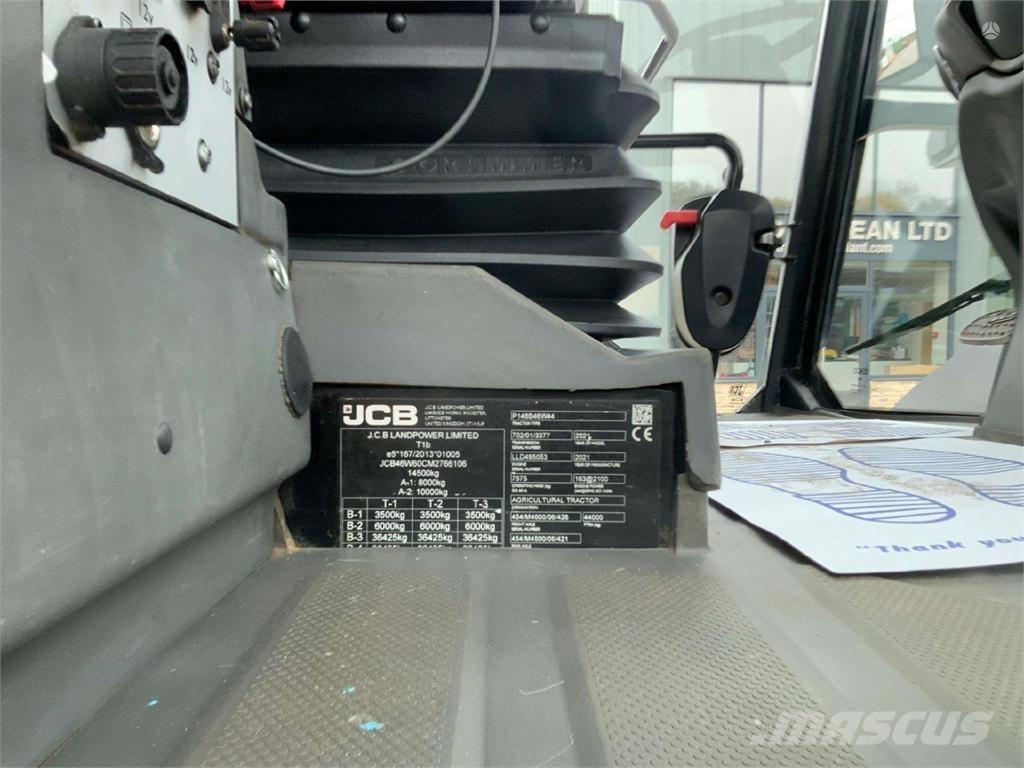 JCB Fastrac 4220 Tractors