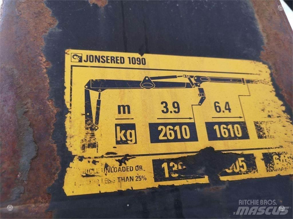 Jonsered J1090 Grapples