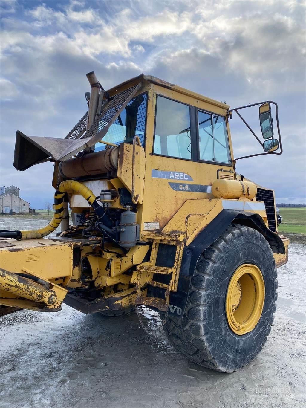 Volvo A25C , Nr.4 Articulated Dump Trucks (ADTs)