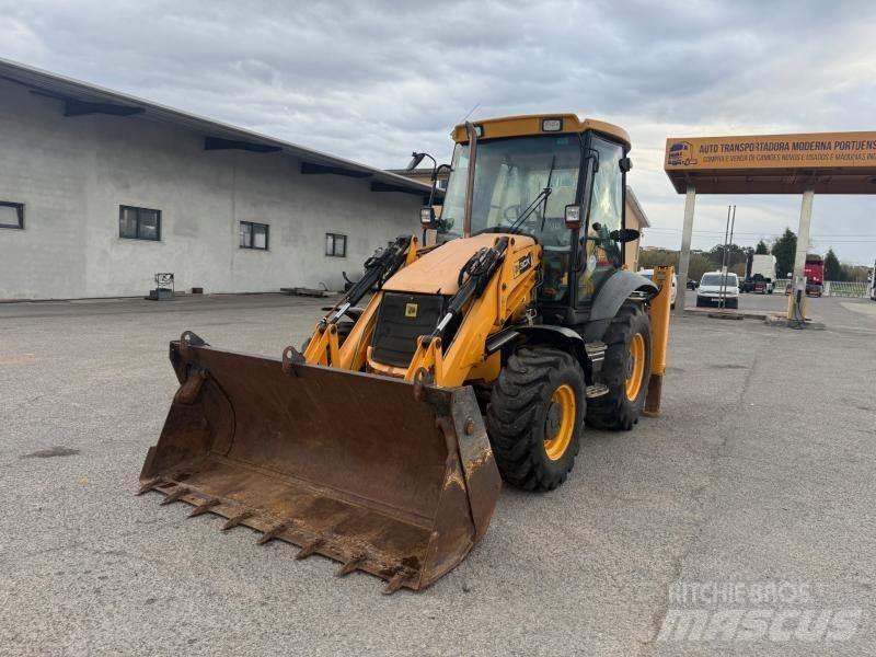 JCB 3 CX Backhoe loaders