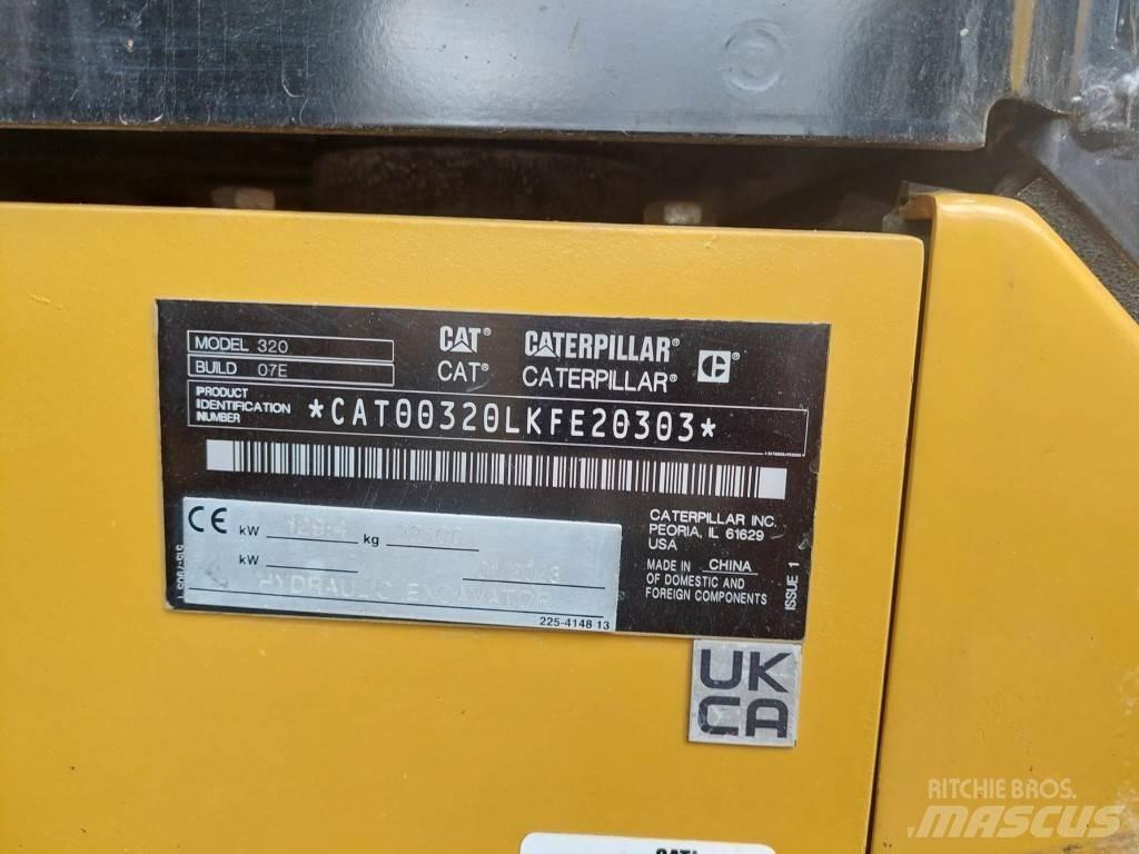 CAT 320 Crawler excavators