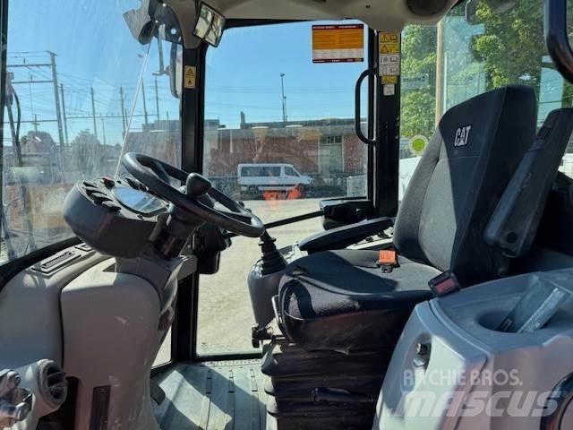 CAT 908M Wheel loaders