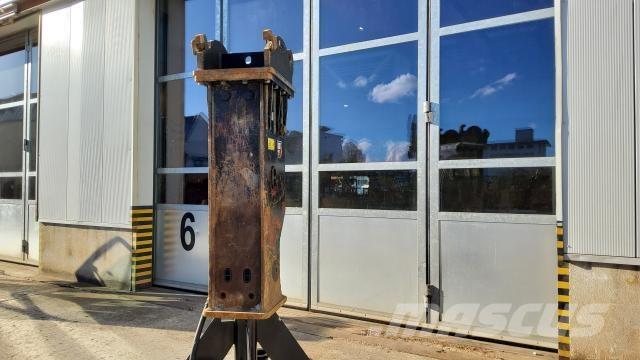 CAT H120GCS Hammers / Breakers