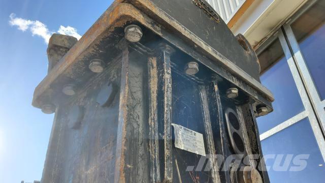 CAT H120GCS Hammers / Breakers