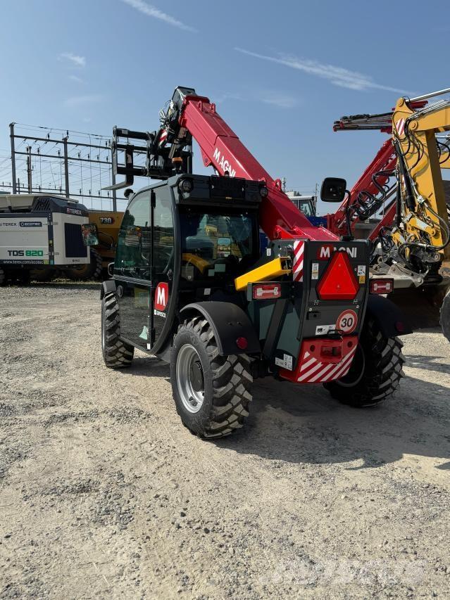 Magni TH 3.6 Telescopic handlers
