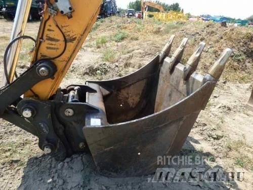 Hyundai HX160 L Crawler excavators