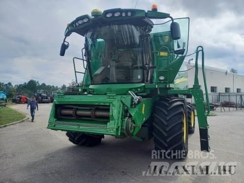 John Deere T660 Combine harvesters