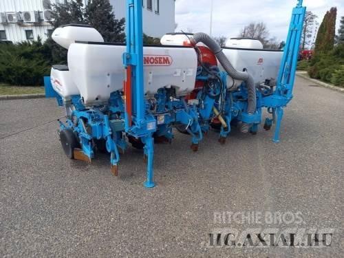 Monosem NG Plus 6 Precision sowing machines