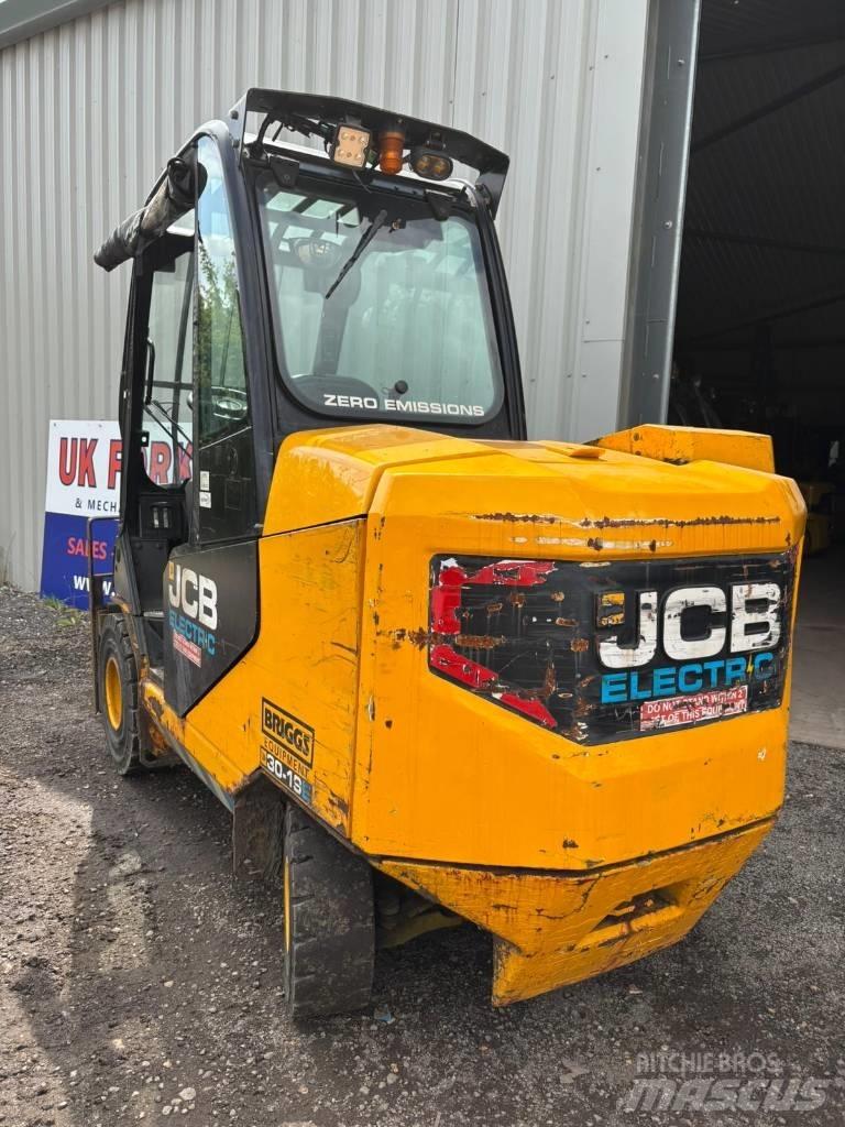 JCB 30-19 E Electric forklift trucks