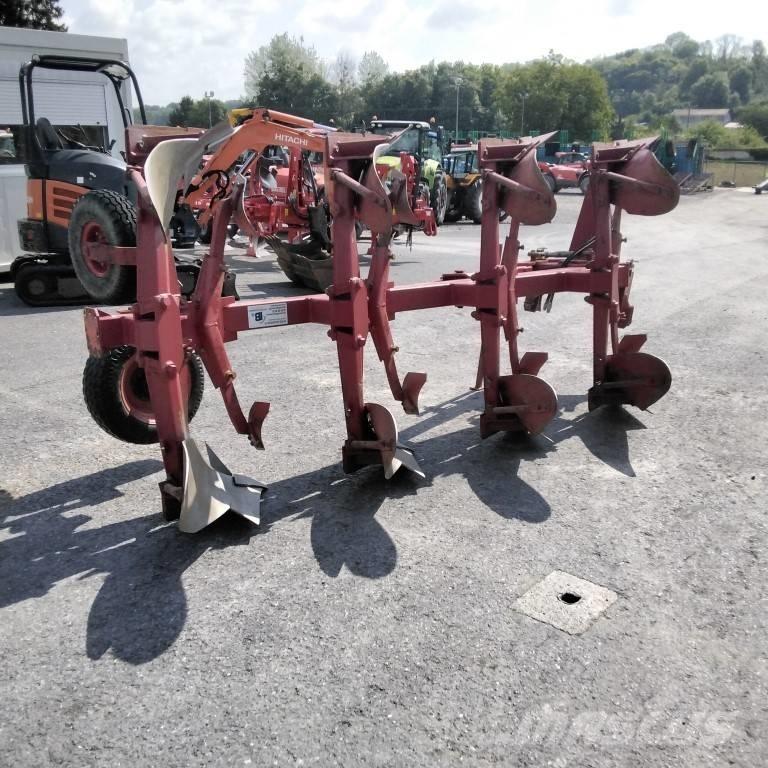 Naud RX406 Reversible ploughs
