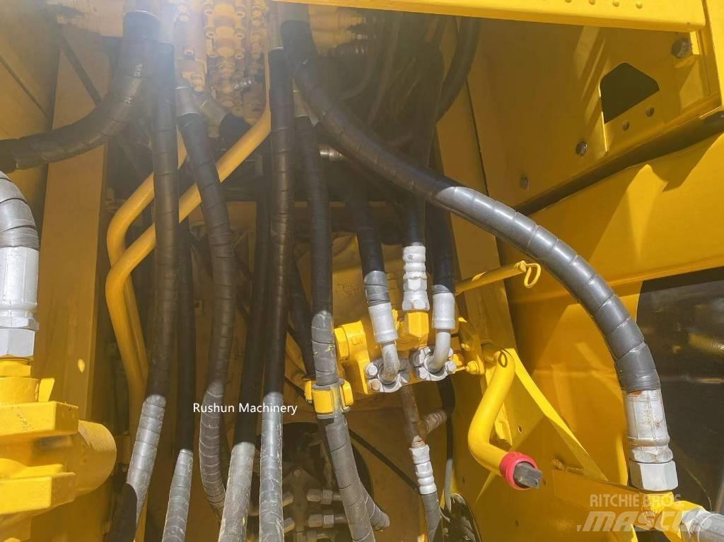 Komatsu PC 200 Midi excavators  7t - 12t