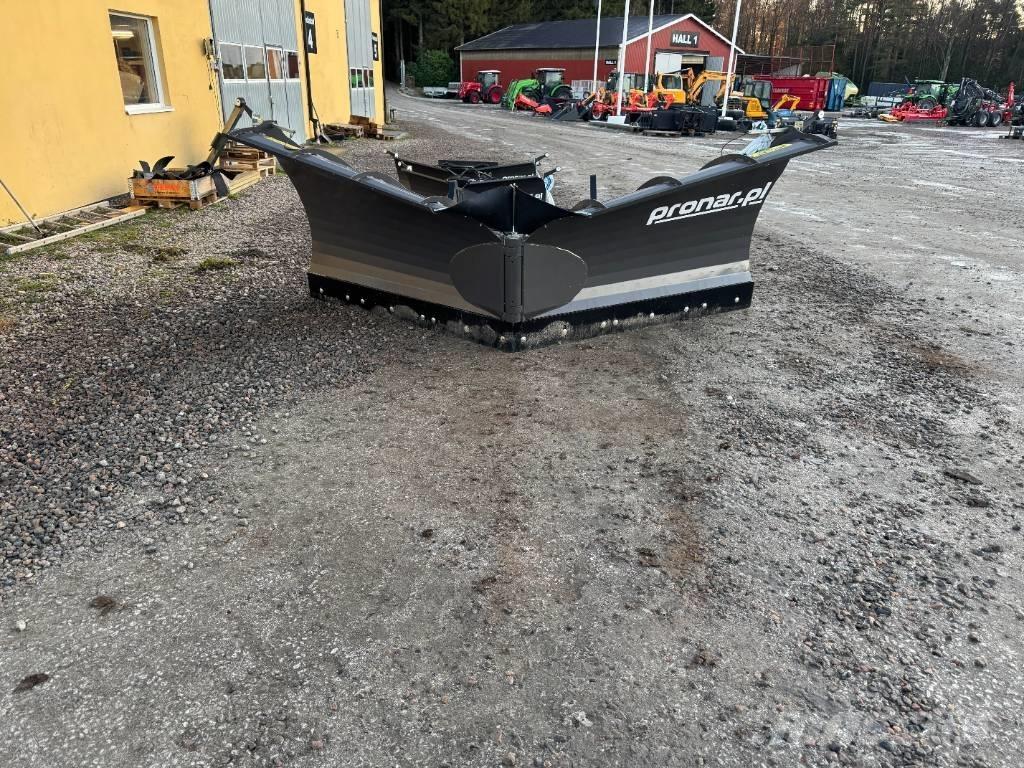 Pronar PUV 4000 M Snow blades and plows