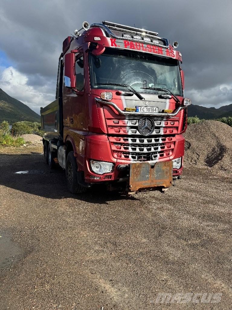 Mercedes-Benz Arocs Tipper trucks