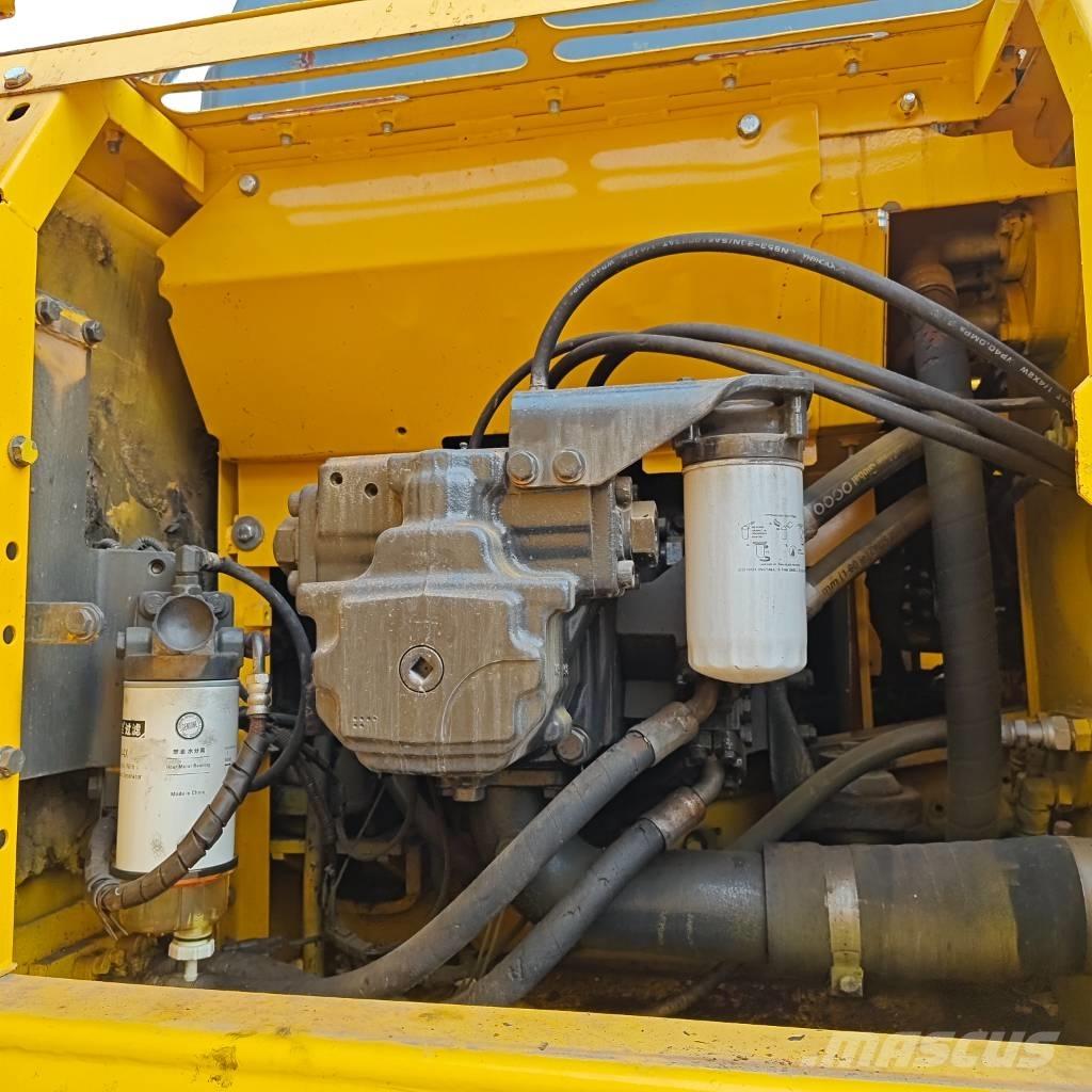 Komatsu PC 240 LC-8 Crawler excavators