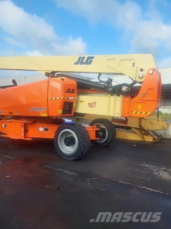 JLG 1500AJP Articulated boom lifts