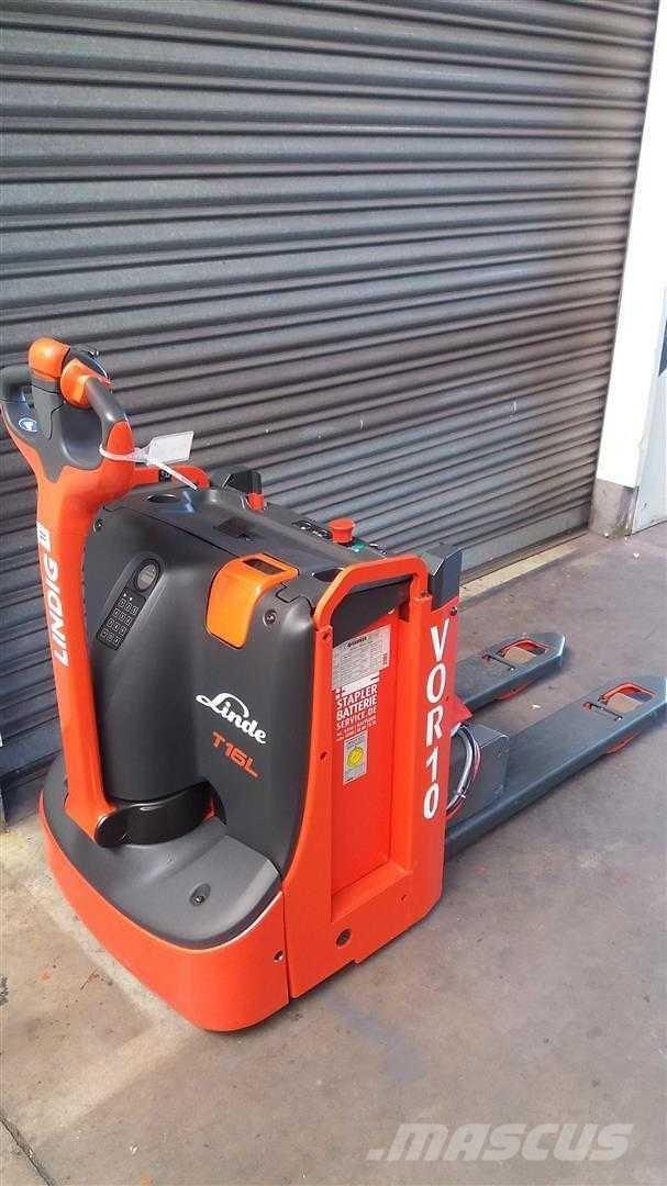 Linde T16L Pedestrian stacker