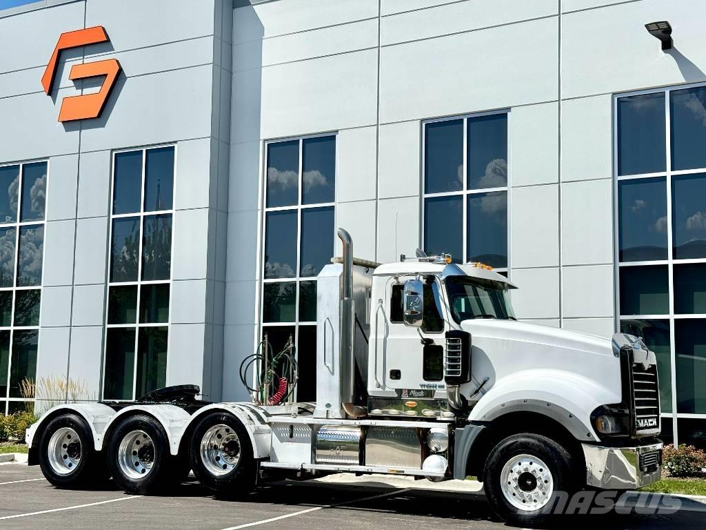 Mack Titan TD 713 Tractor Units