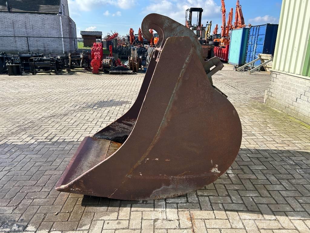  Bak CW 45 130  m Buckets