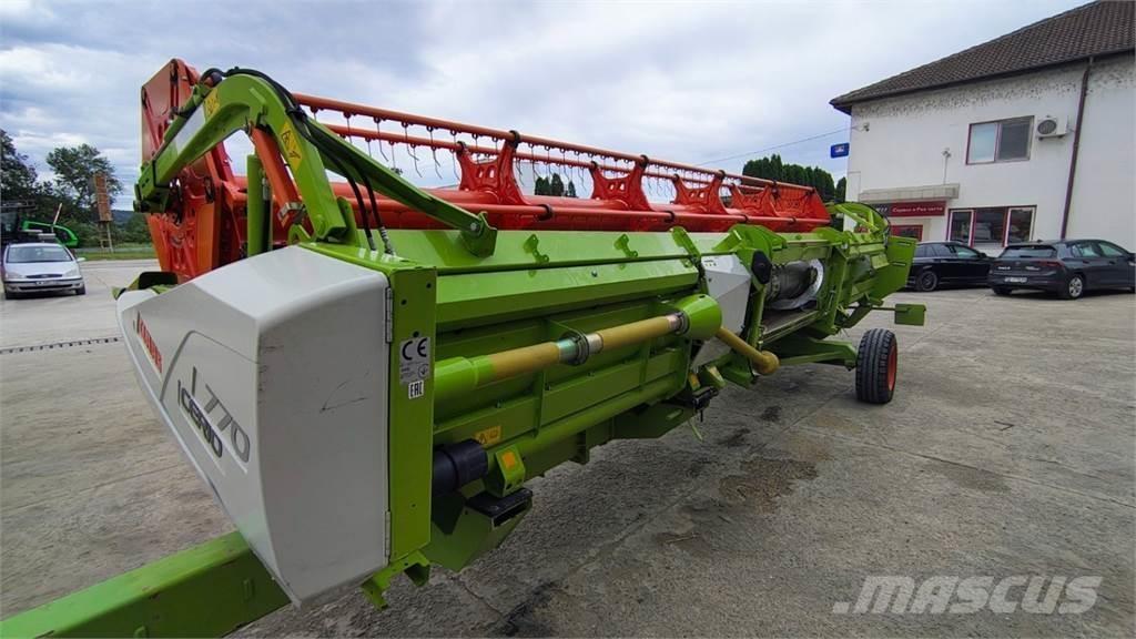 CLAAS CERIO 770 Harvester heads