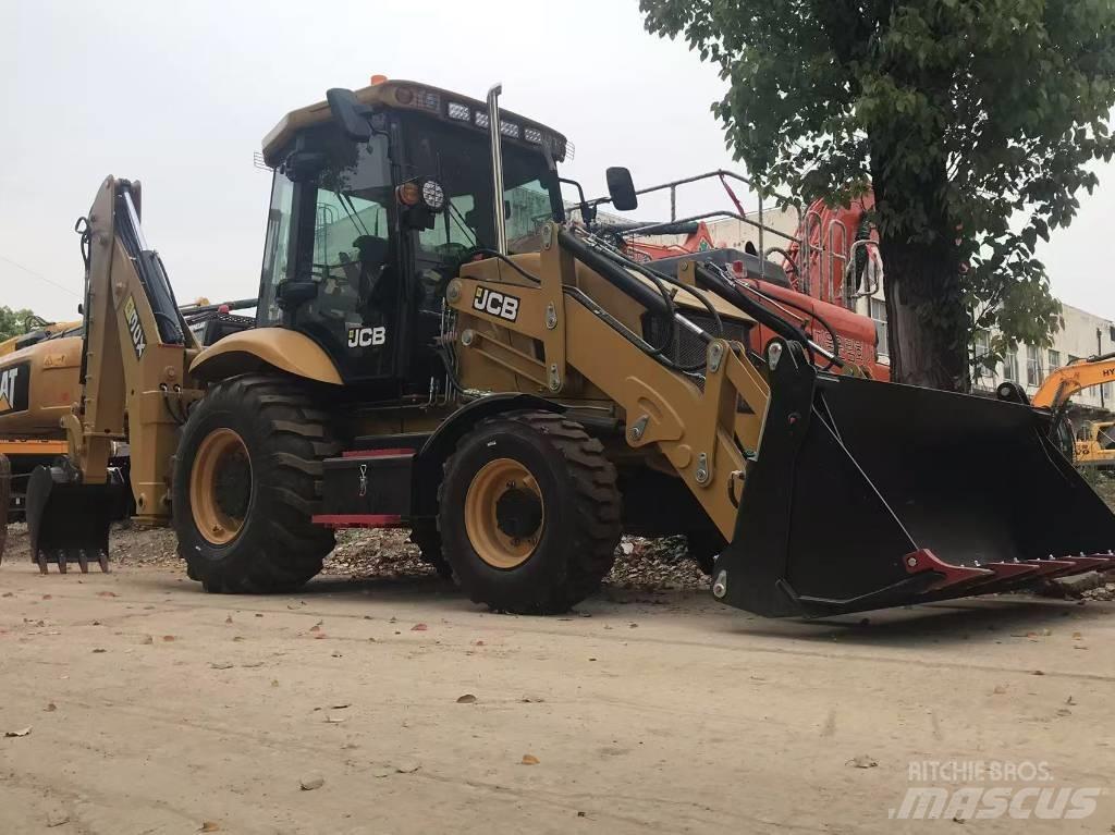 JCB 3 CX Backhoe loaders