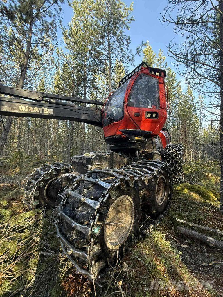 Komatsu 901 Harvesters