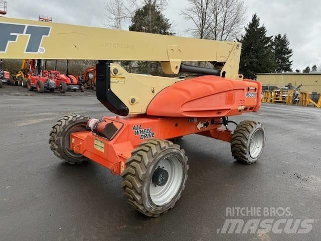 JLG M 600 JP Articulated boom lifts